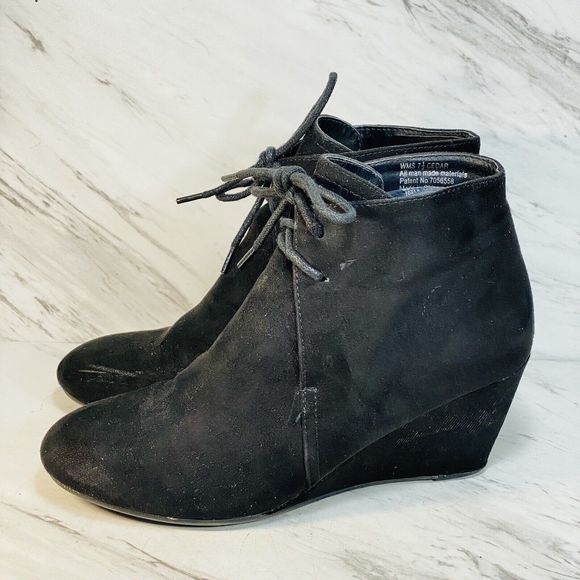 New Direction Women's Wedge Boot Size 7.5Black Faux Suede - Picture 1 of 7